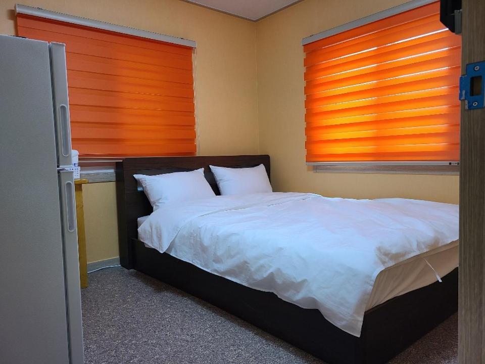 Joy Guest House Asan Ngoại thất bức ảnh