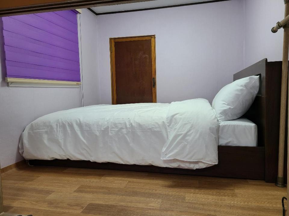 Joy Guest House Asan Ngoại thất bức ảnh