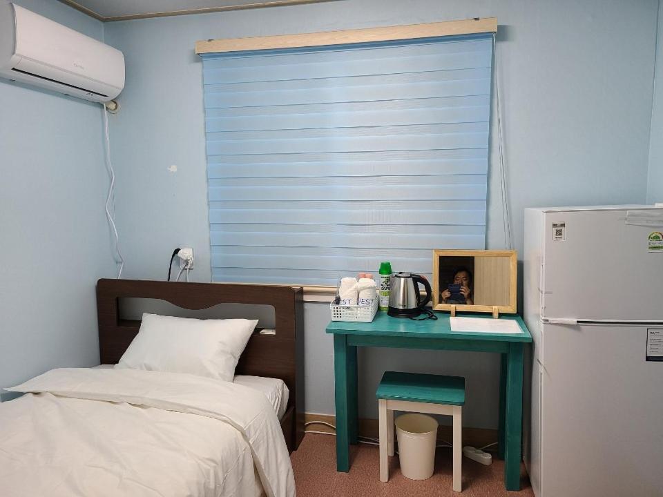 Joy Guest House Asan Ngoại thất bức ảnh