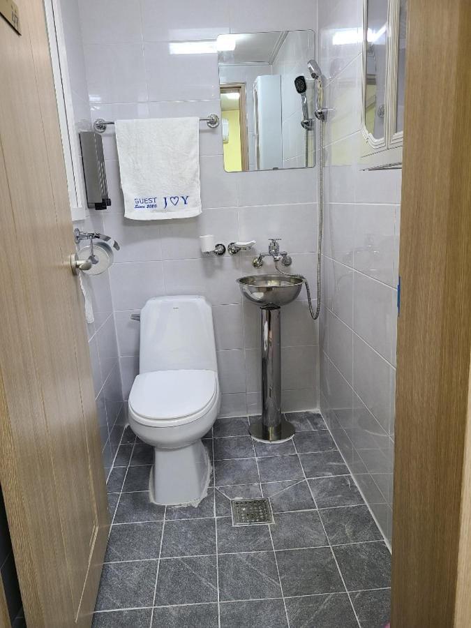 Joy Guest House Asan Ngoại thất bức ảnh